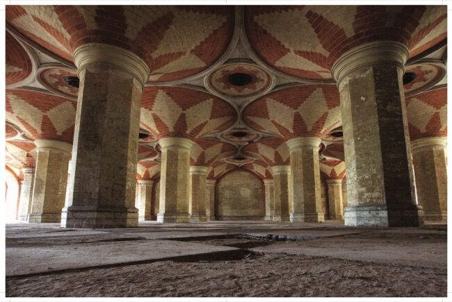 Abandoned London [in photos] by Katie Wignall - Amber Books